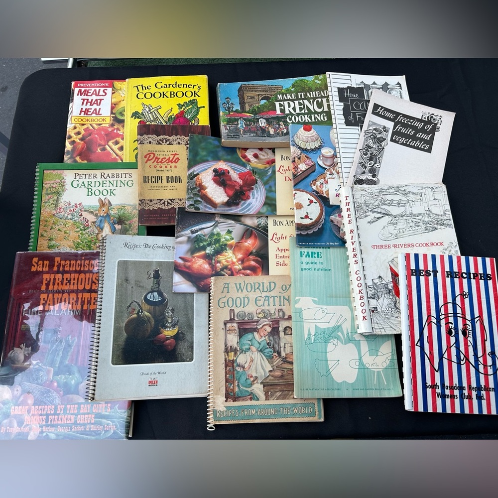 30 vintage cookbooks lot of books lot of cookbooks MCM